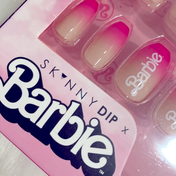 Barbie x SK NNY DIP Press-On Nails New Excellent Condition - Picture 2 of 3